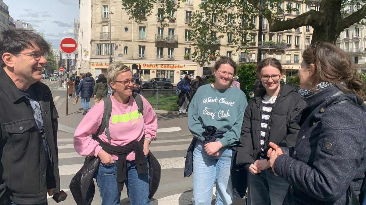 Notre Dame Cathedral exterior and Latin Quarter Guided Walking Tour